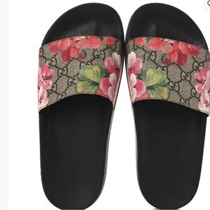 Gucci bloom pink sandals size 10